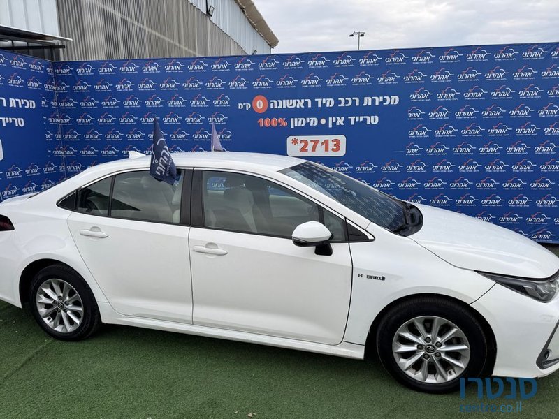 2020' Toyota Corolla טויוטה קורולה photo #3