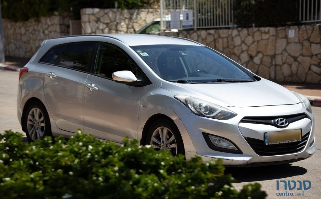 2015' Hyundai i30 יונדאי photo #3