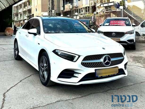 2021' Mercedes-Benz A-Class מרצדס photo #3