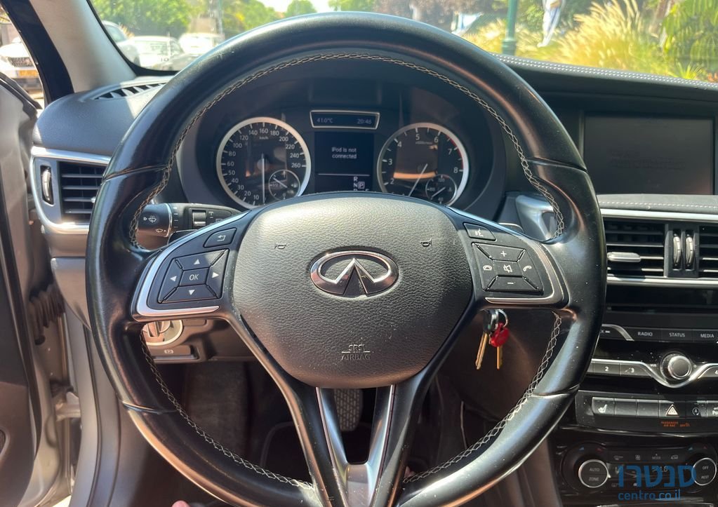 2018' Infiniti Q30 אינפיניטי photo #4