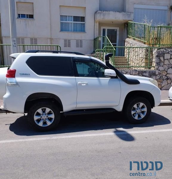 2011' Toyota Land Cruiser טויוטה לנד קרוזר photo #1