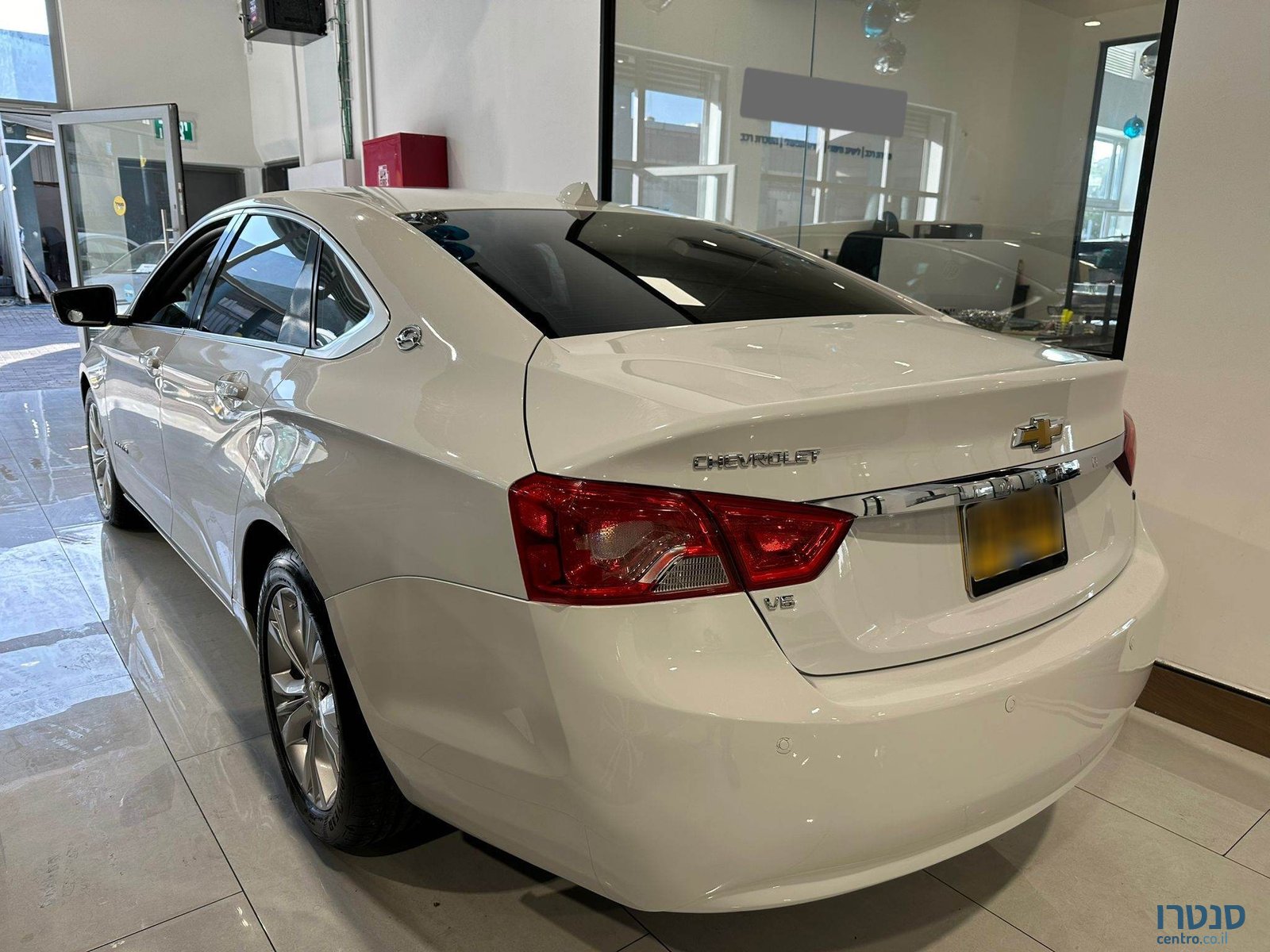 2015' Chevrolet Impala photo #3