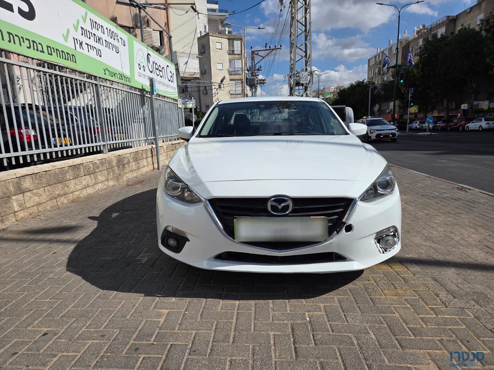 2015' Mazda 3 photo #3