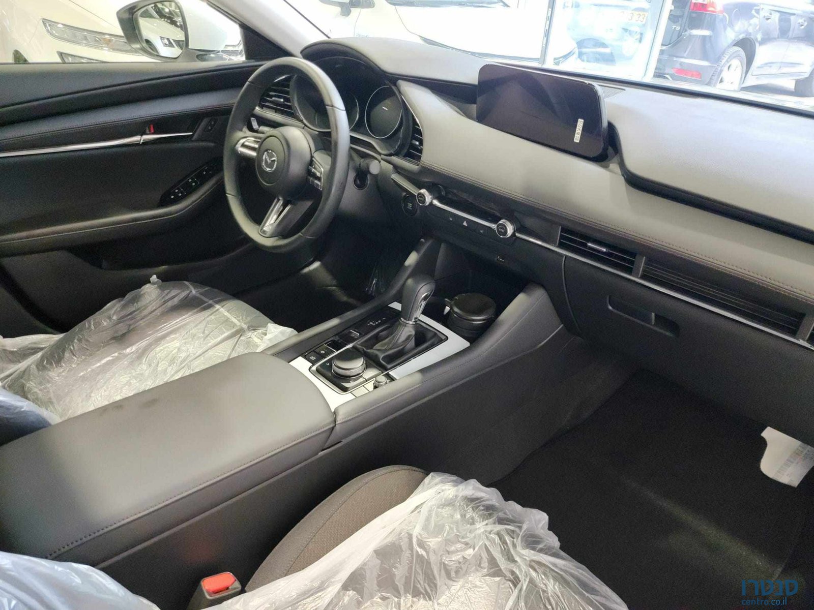 2024' Mazda 3 photo #5