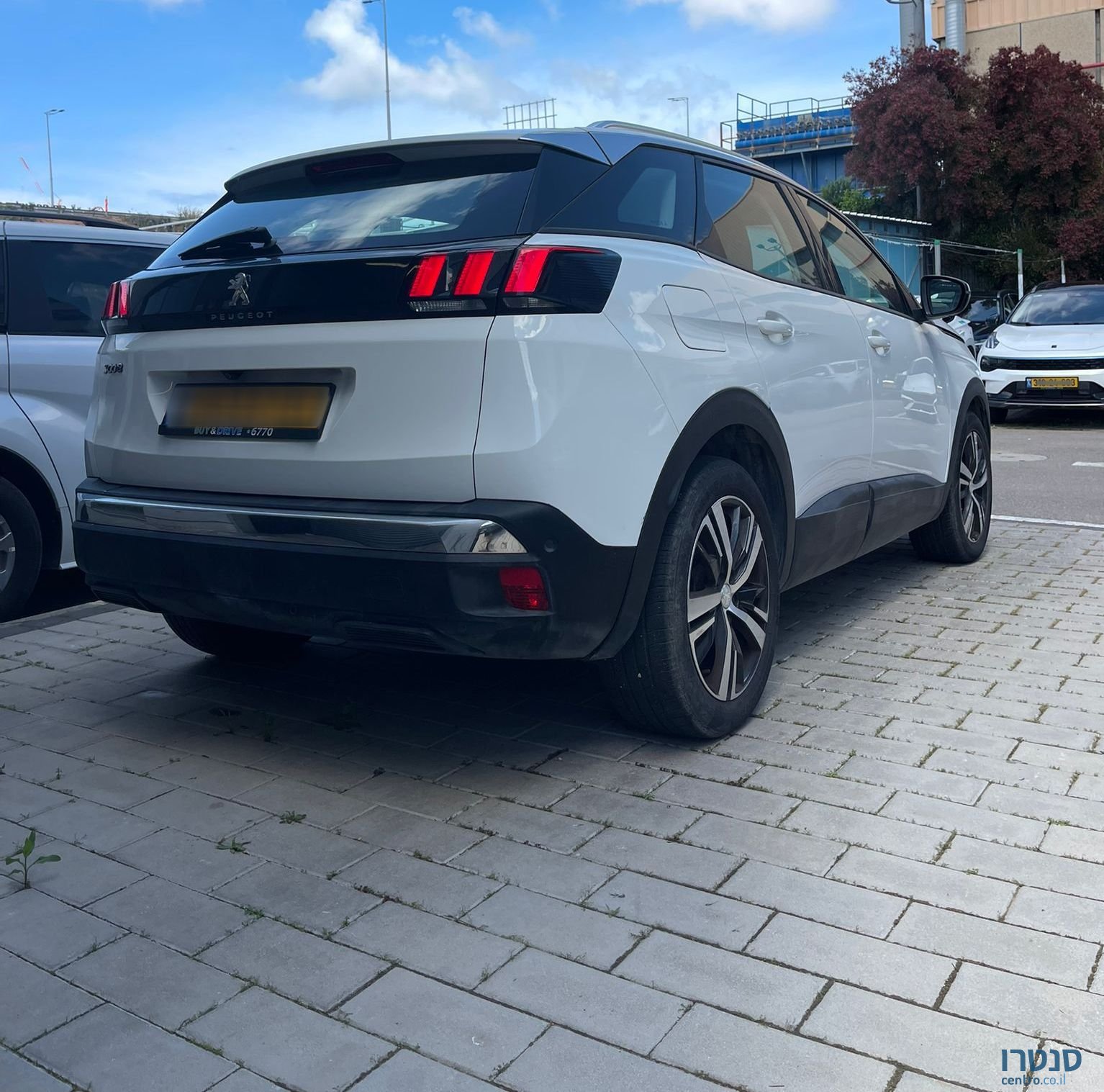 2019' Peugeot 3008 פיג'ו photo #2
