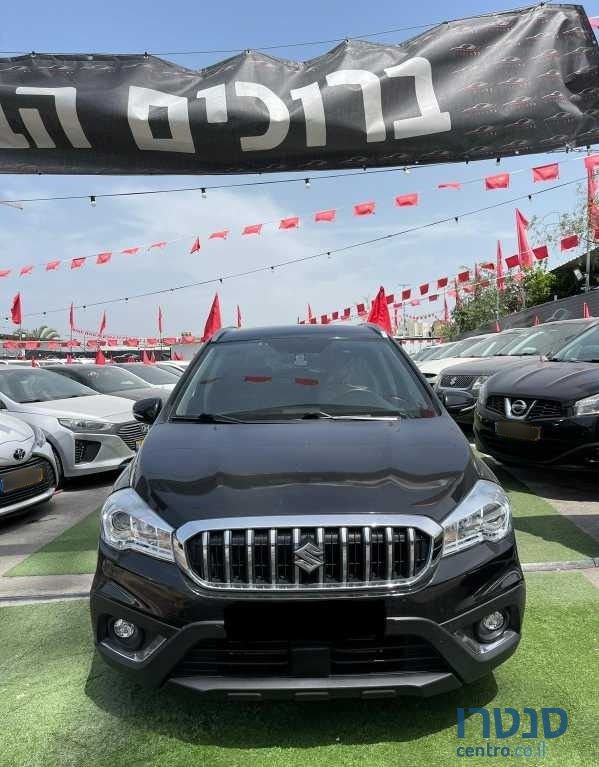 2018' Suzuki SX4 סוזוקי קרוסאובר photo #1