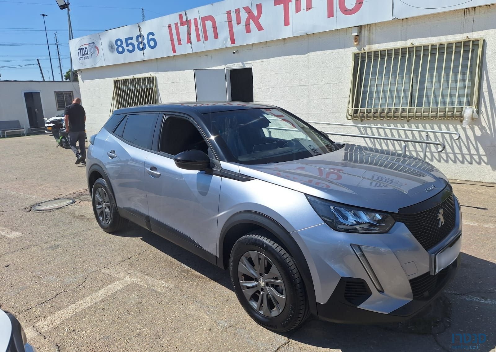 2023' Peugeot 2008 פיג'ו photo #1