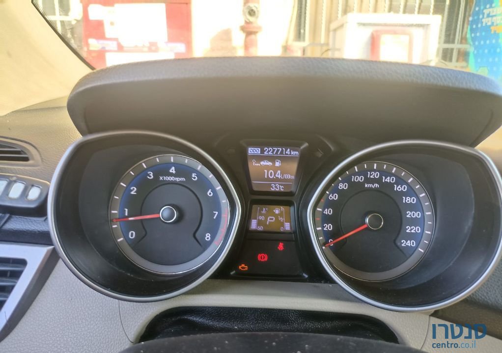 2014' Hyundai i30 יונדאי photo #3