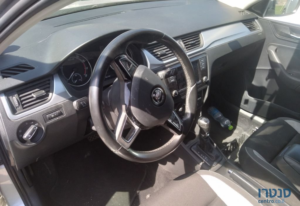 2017' Skoda Rapid סקודה ראפיד photo #2