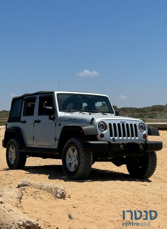 2010' Jeep Wrangler ג'יפ רנגלר photo #2