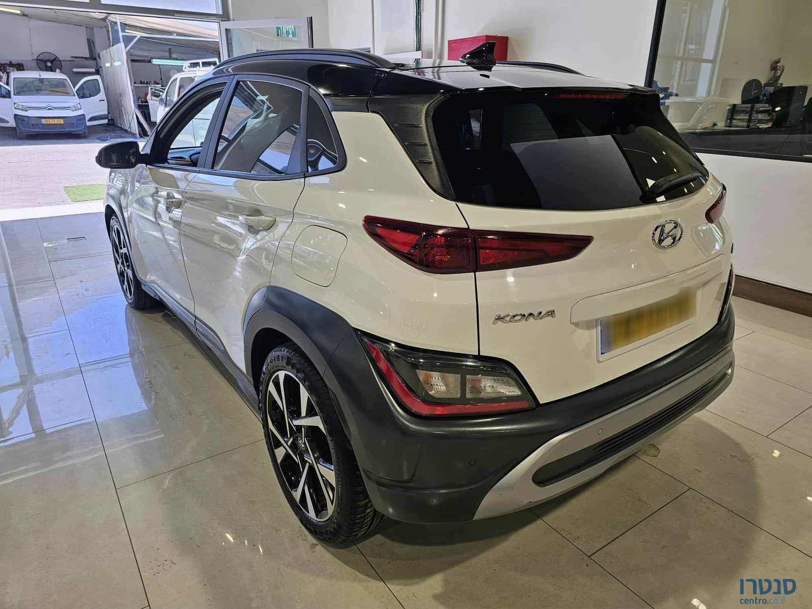 2022' Hyundai Kona photo #4
