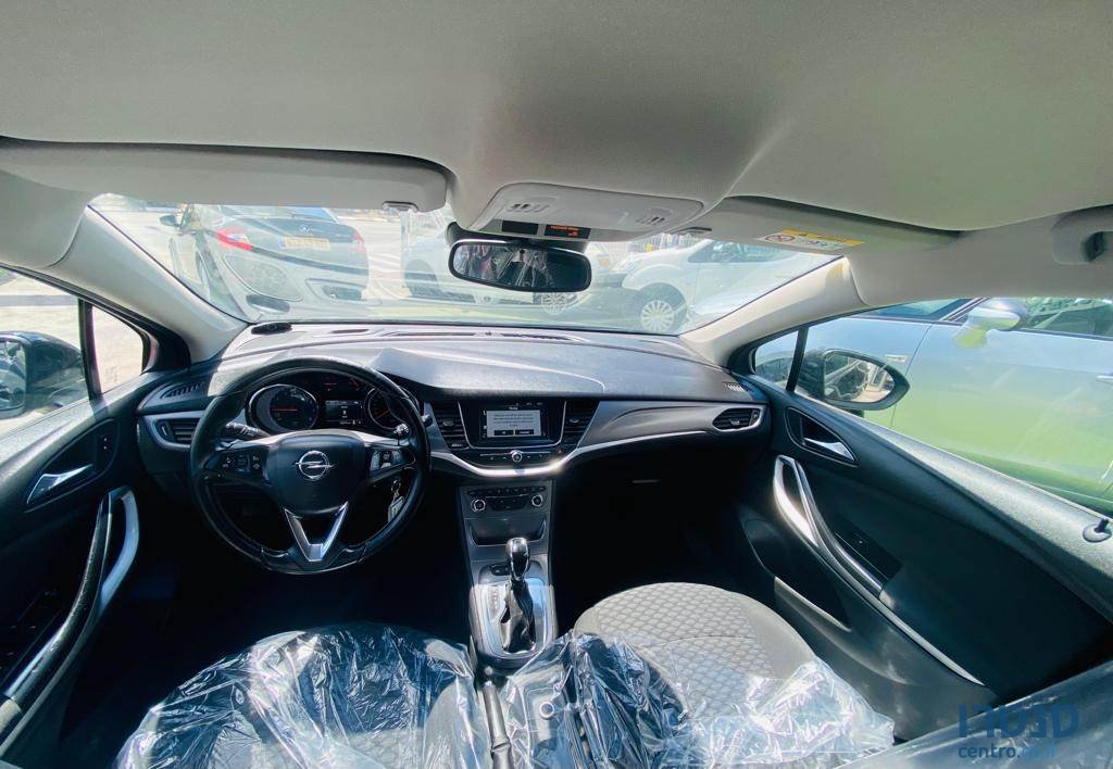2017' Opel Astra photo #5