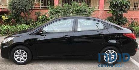 2012' Hyundai i25 i25 יונדאי photo #1