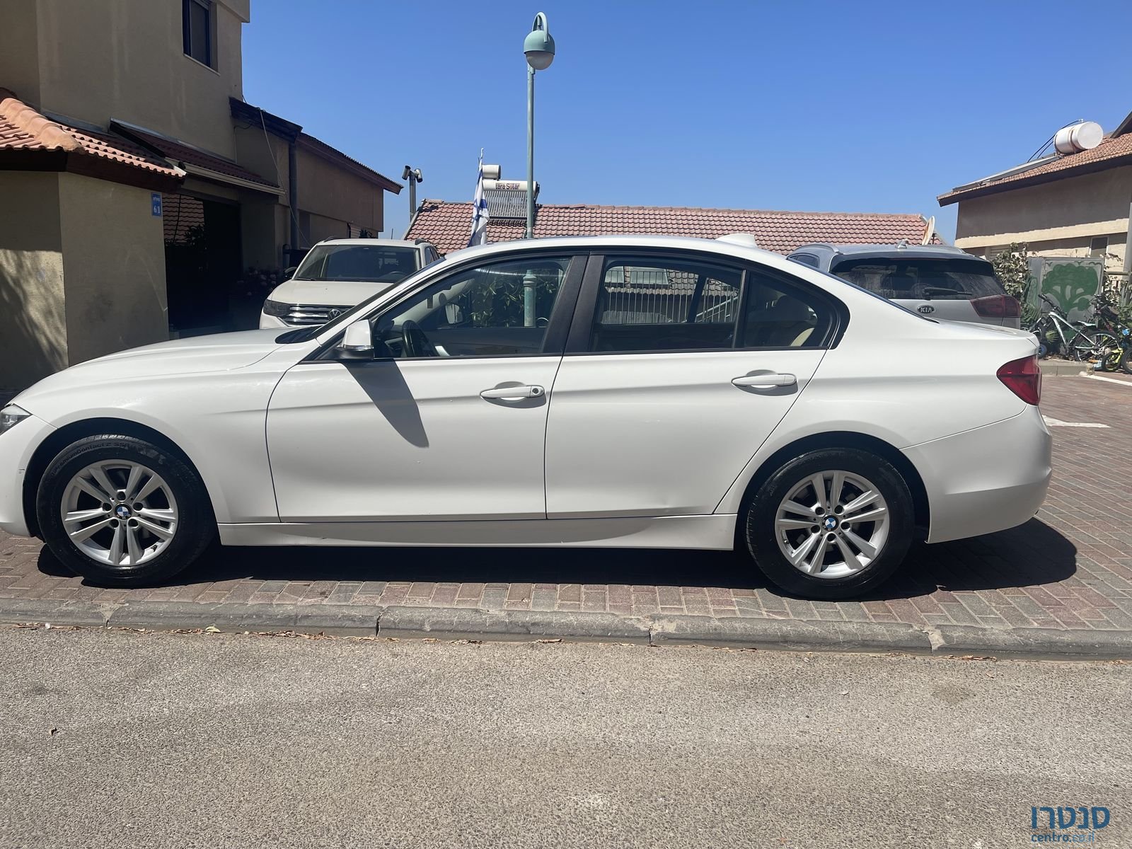 2018' BMW 318 ב.מ.וו photo #3