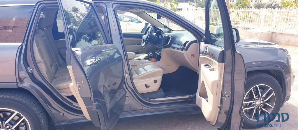 2018' Jeep Grand Cherokee ג'יפ גרנד צ'ירוקי photo #3