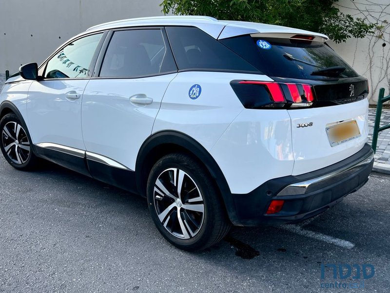 2019' Peugeot 3008 פיג'ו photo #2