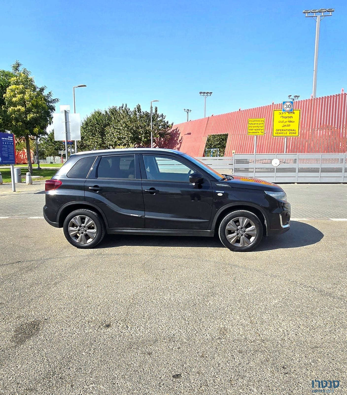 2021' Suzuki Vitara photo #6