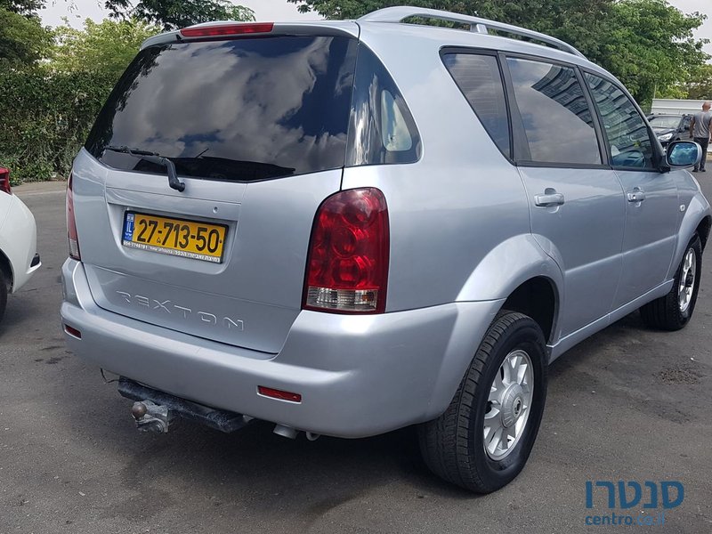 2005' SsangYong Rexton photo #2