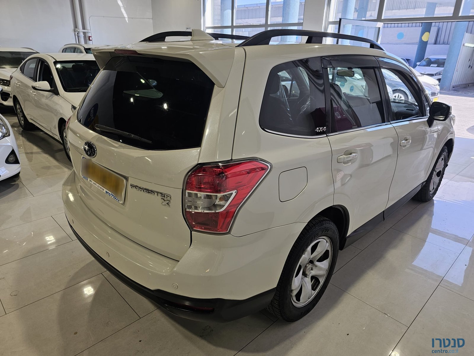 2015' Subaru Forester 4×4 photo #3