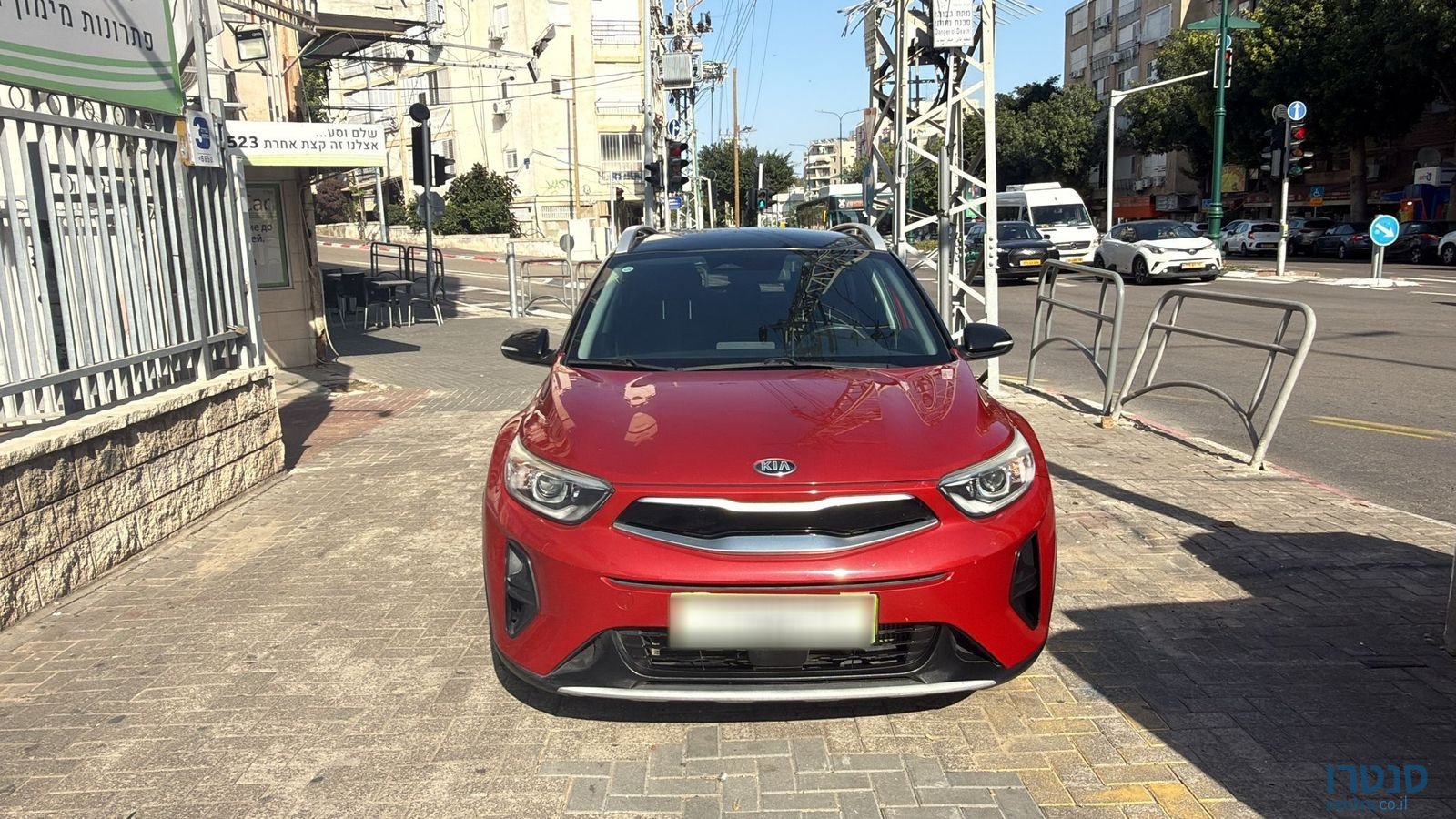 2021' Kia Stonic photo #1