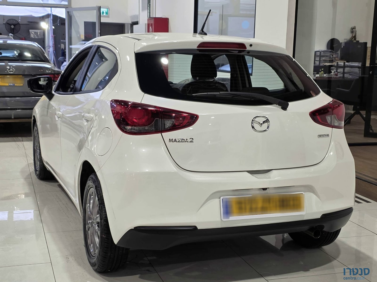 2023' Mazda 2 photo #4