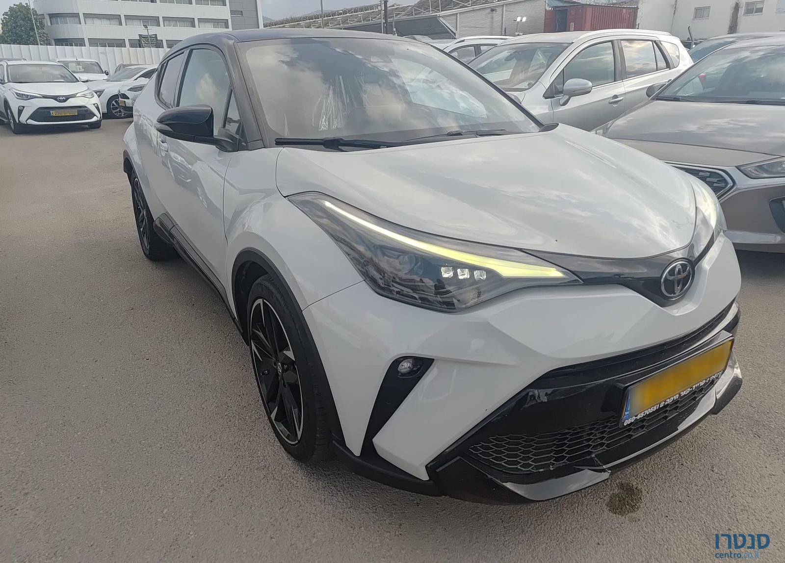 2022' Toyota C-HR טויוטה photo #5
