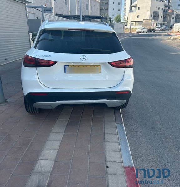 2021' Mercedes-Benz GLA מרצדס photo #3