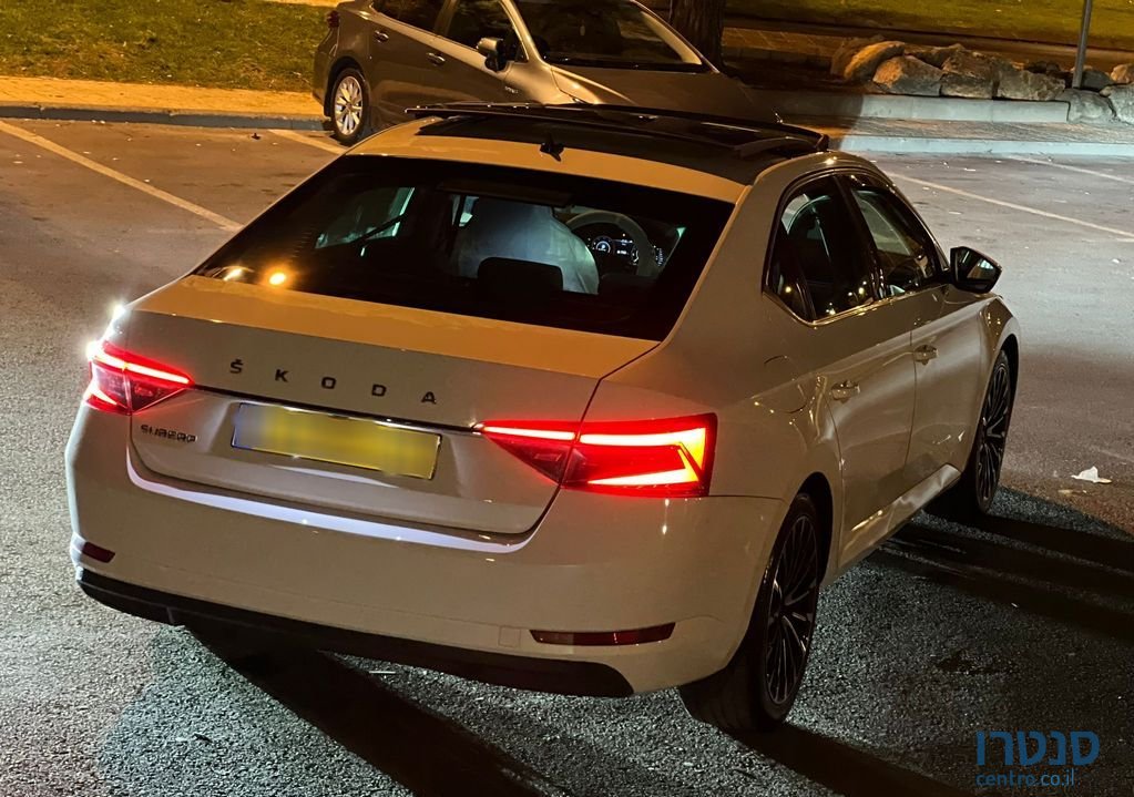 2020' Skoda Superb סקודה סופרב photo #2