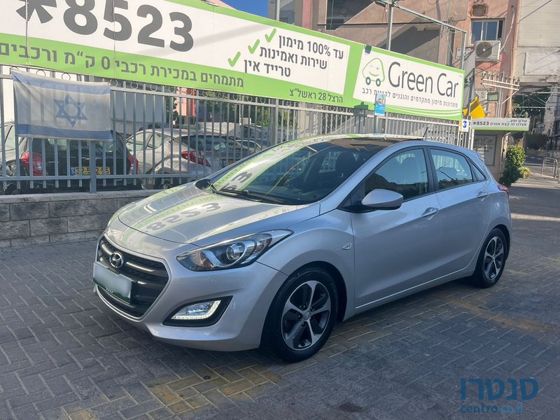 2017' Hyundai i30 photo #1