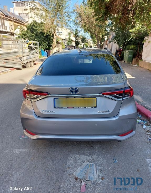 2020' Toyota Corolla טויוטה קורולה photo #3