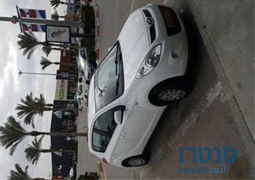 2011' Hyundai i20 החדשה אינסייט photo #2