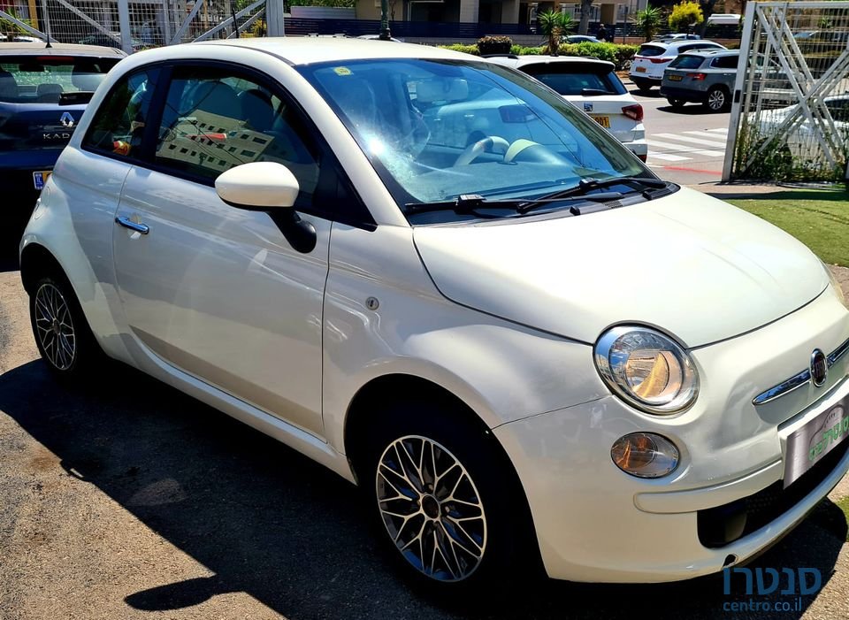 2017' Fiat 500 photo #2