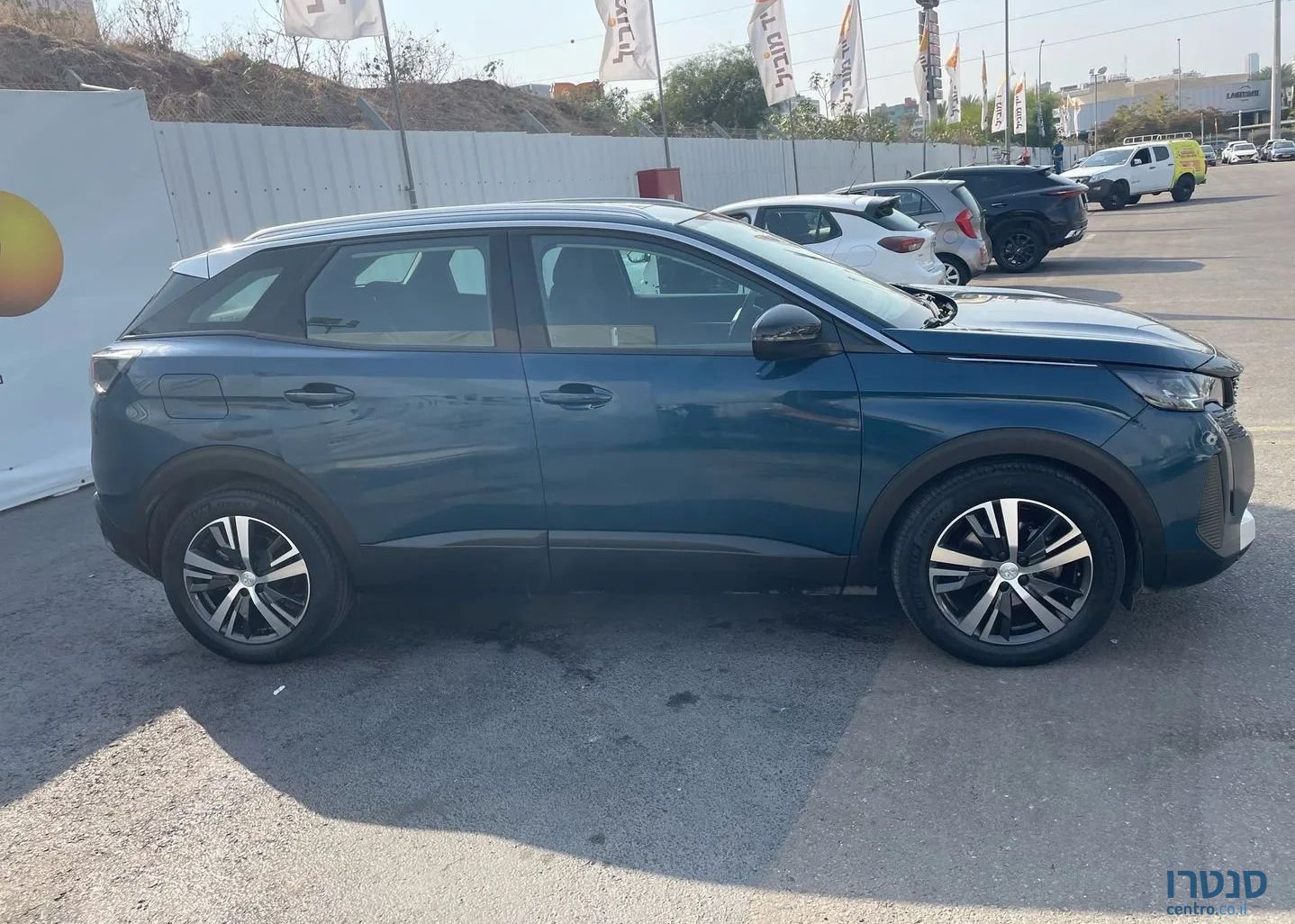 2022' Peugeot 3008 פיג'ו photo #2