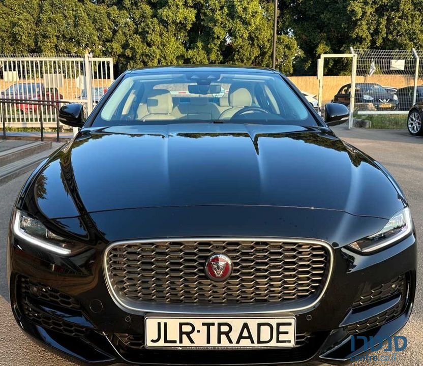 2020' Jaguar XE יגואר photo #6