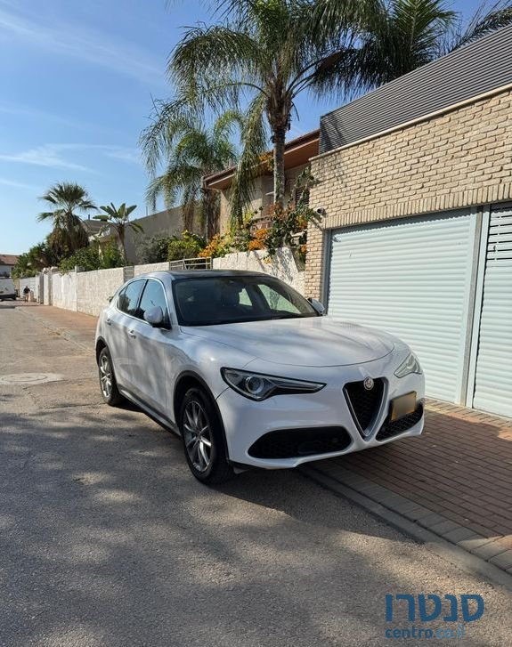 2018' Alfa Romeo Stelvio אלפא רומיאו סטלביו photo #1