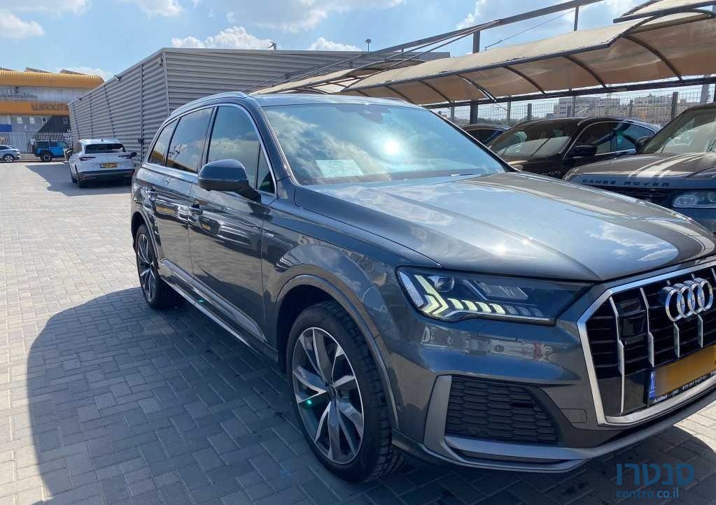 2022' Audi Q7 אאודי photo #3