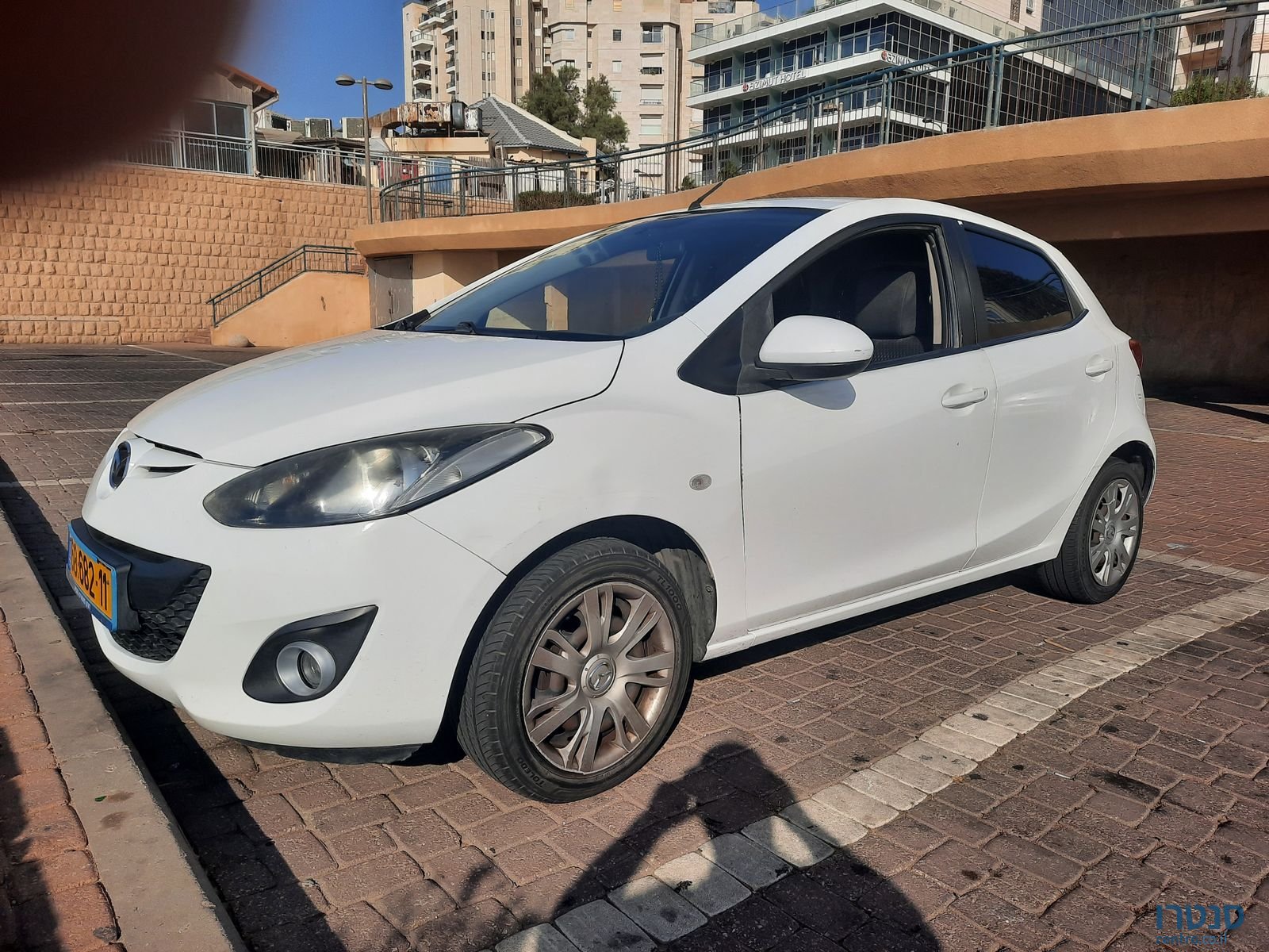 2014' Mazda 2 Demio photo #2