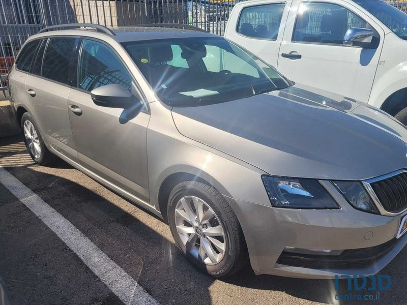 2018' Skoda Octavia סקודה אוקטביה photo #3