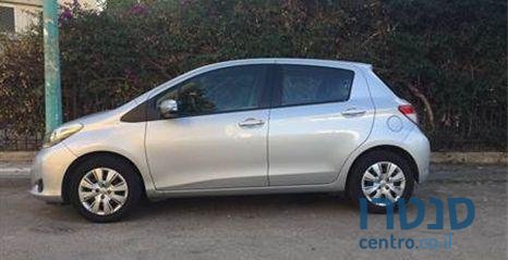 2014' Toyota Yaris טויוטה יאריס photo #3
