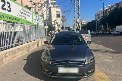 2014' Volkswagen Passat