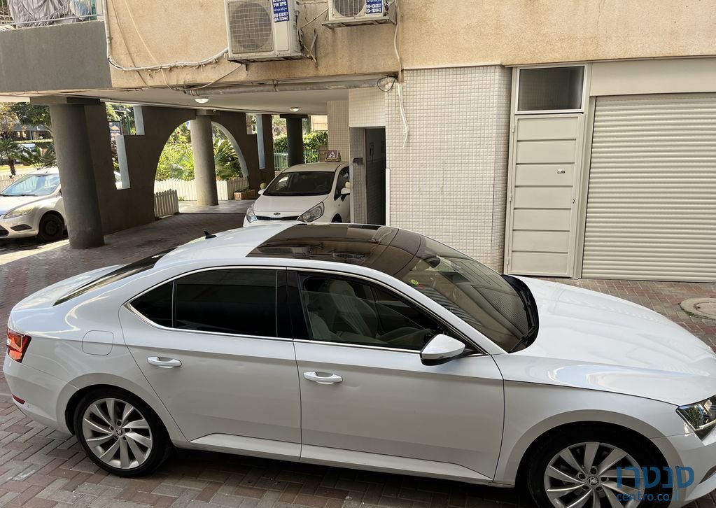 2016' Skoda Superb סקודה סופרב photo #4