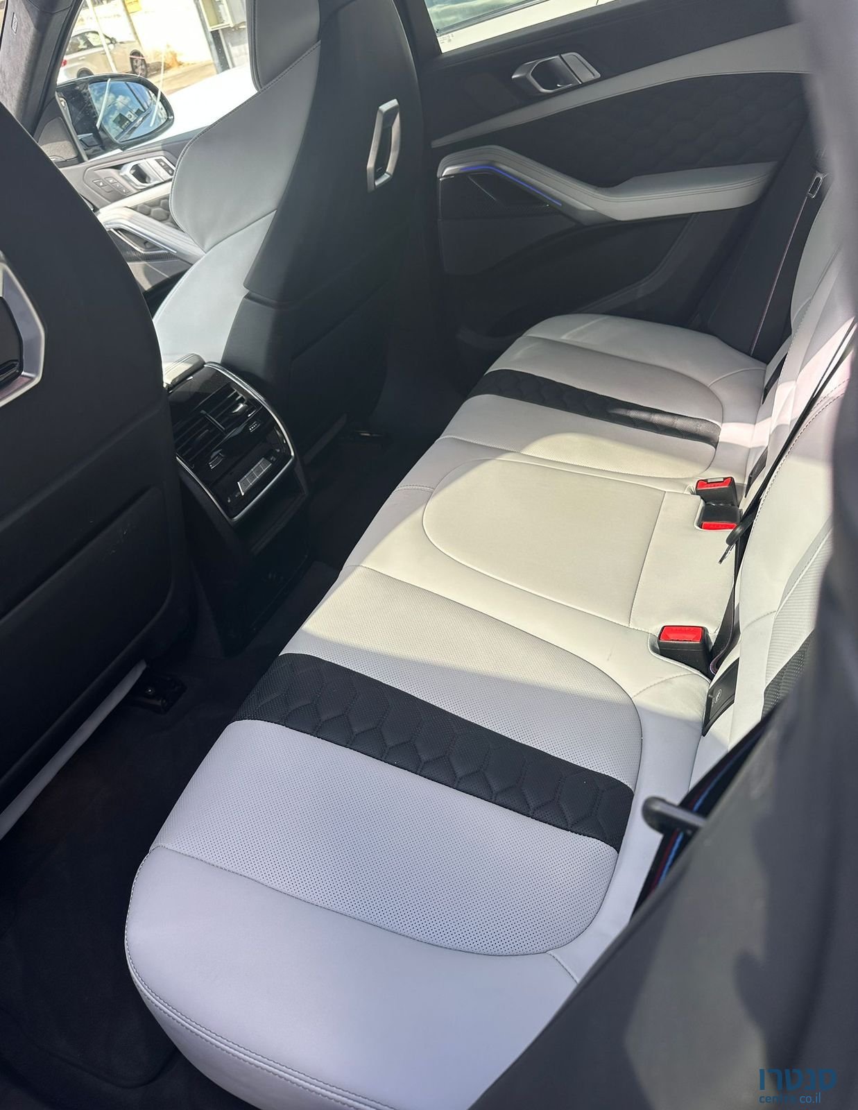 2024' BMW X6 M ב מ וו photo #5