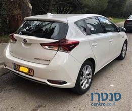 2016' Toyota Auris טויוטה אוריס photo #2