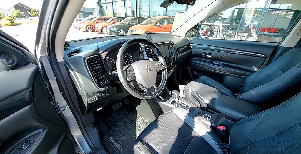 2016' Mitsubishi Outlander מיצובישי אאוטלנדר photo #6