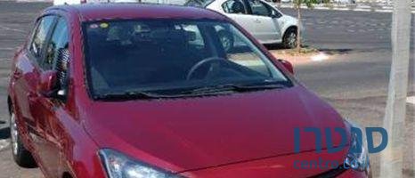 2014' Hyundai i20 החדשה אינסייט photo #1