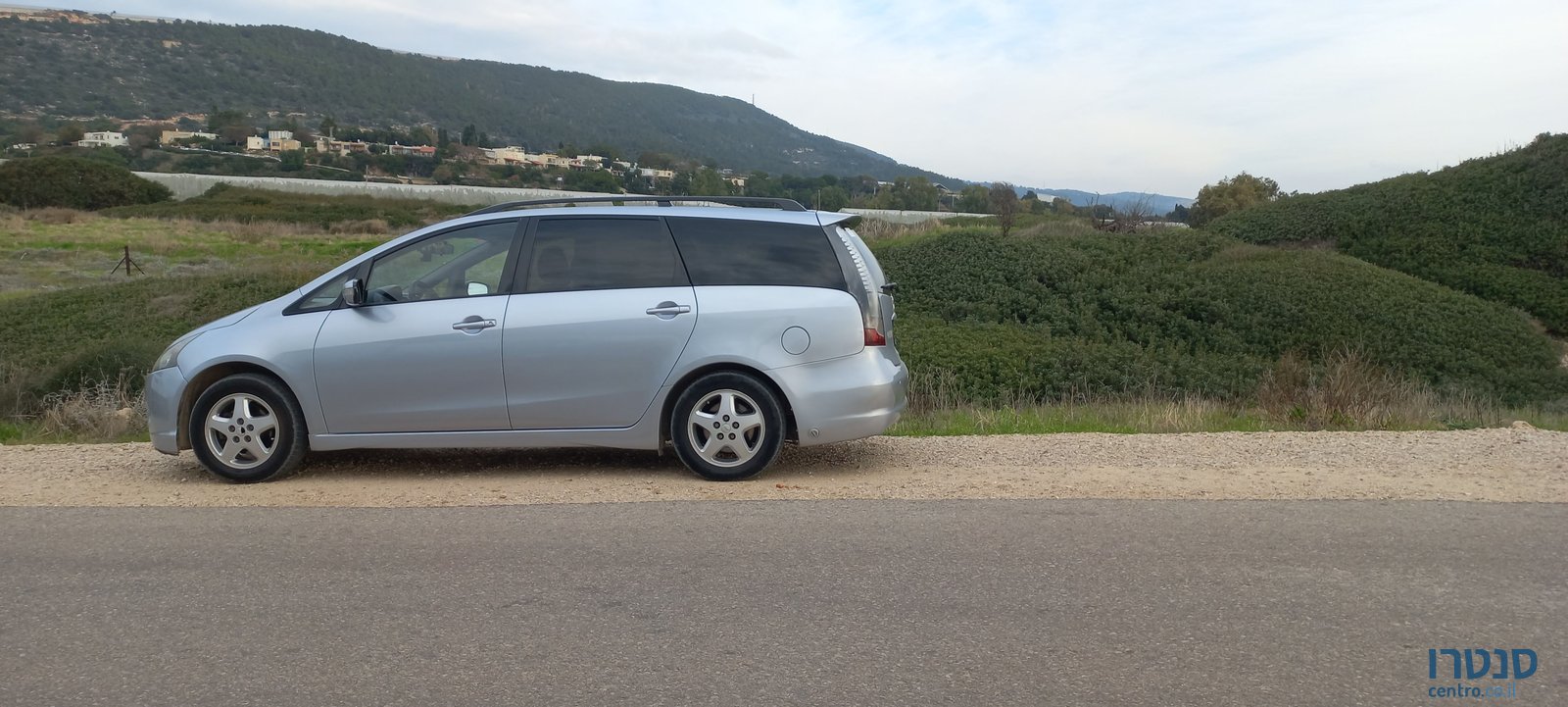 2005' Mitsubishi Grandis מיצובישי גרנדיס photo #1