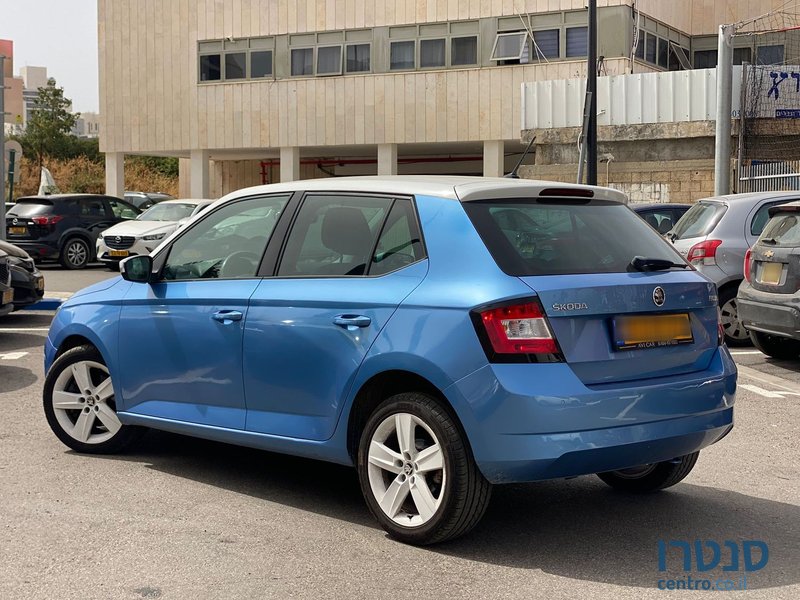 2017' Skoda Fabia סקודה פאביה photo #2