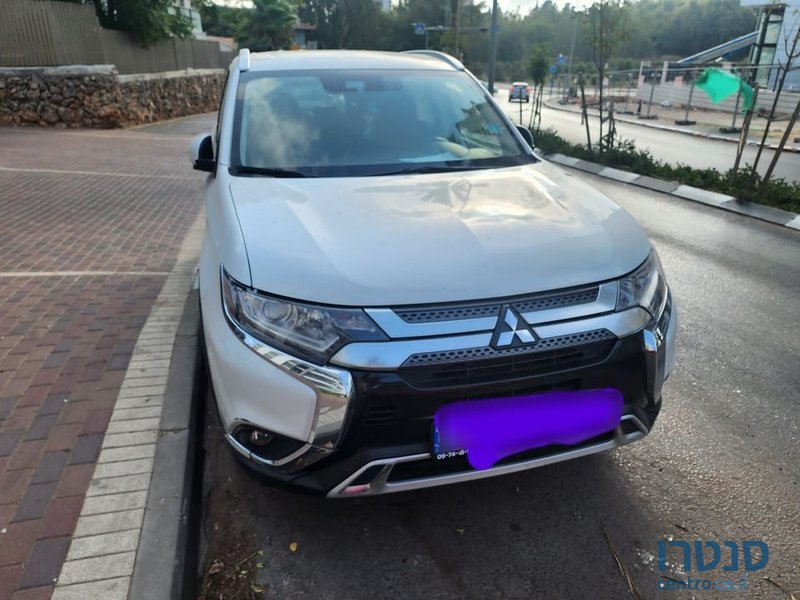 2019' Mitsubishi Outlander מיצובישי אאוטלנדר photo #1