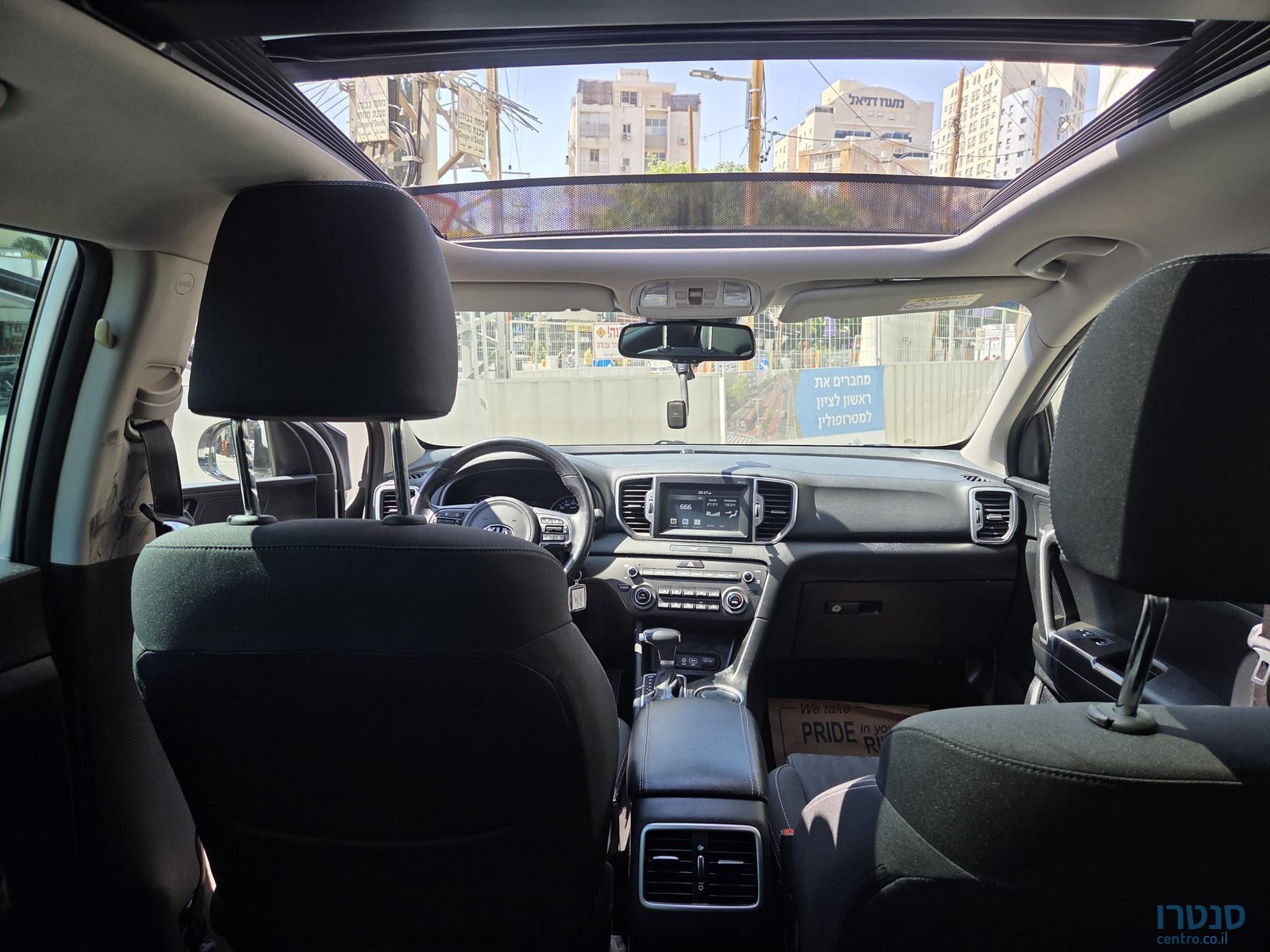 2018' Kia Sportage photo #4