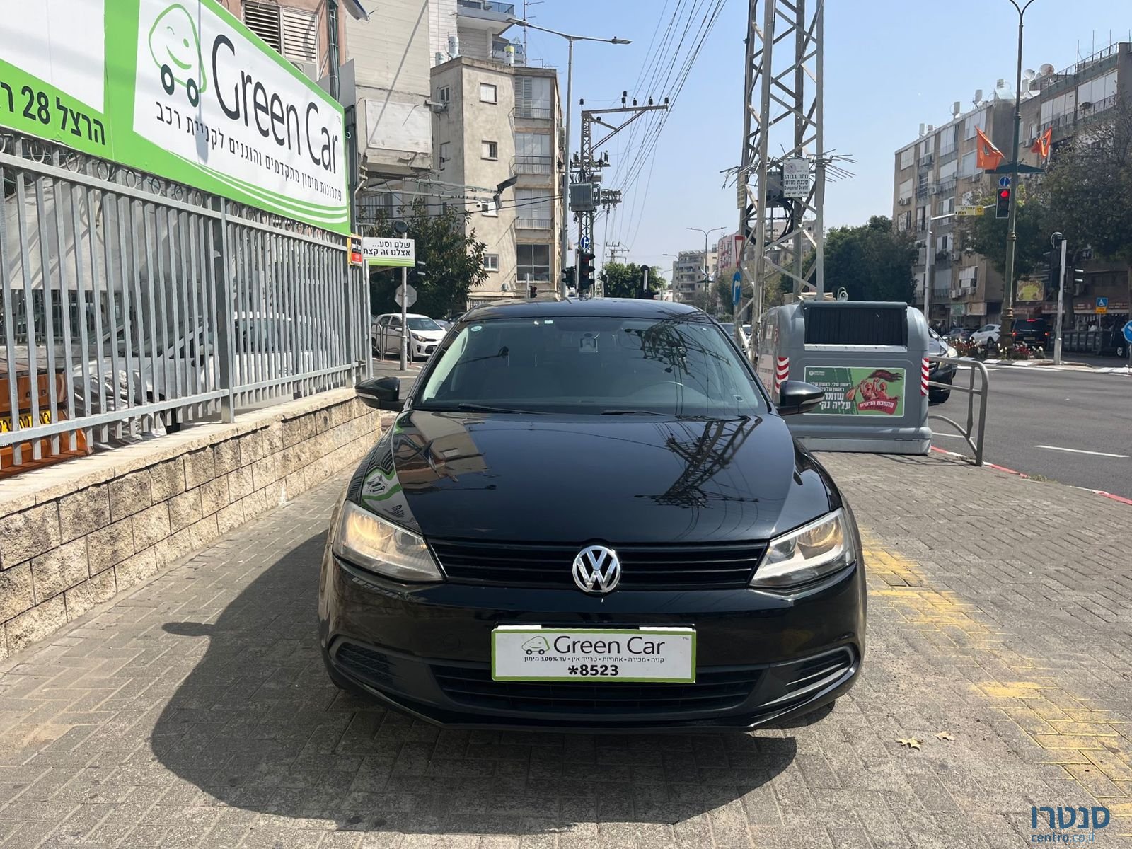 2014' Volkswagen Jetta photo #2